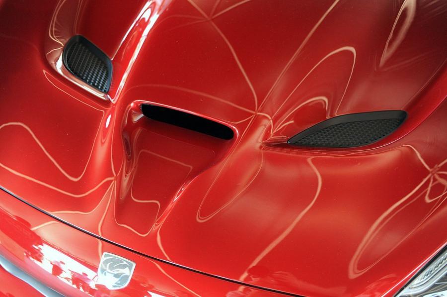  Dodge Viper SRT GTS 2013 года  (фото 21 из 42)